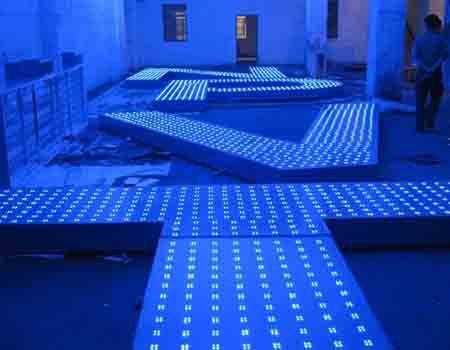 四模組外漏led銃孔發光字2